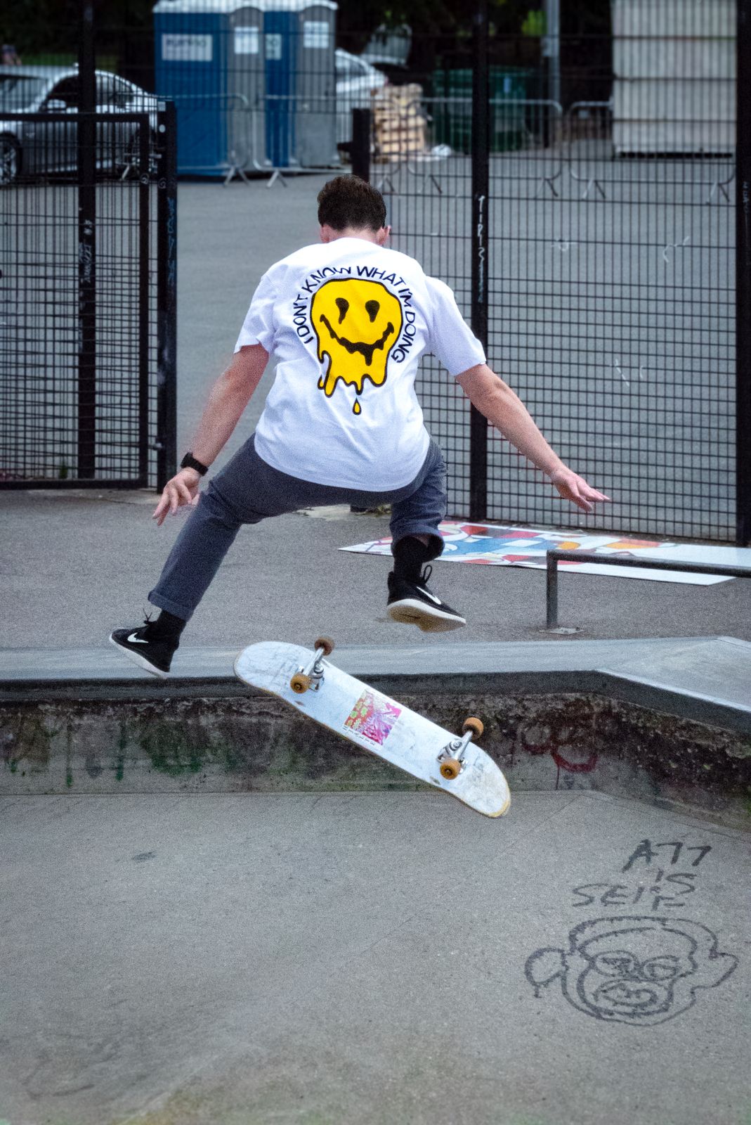 I don’t know what I’m doing melting smile Heavyweight Drop Shoulder Cotton T-Shirt